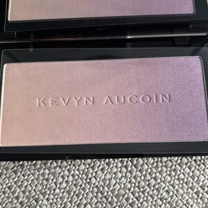 NIB Kevyn Aucoin Neo limelight highlighter in Ibiza